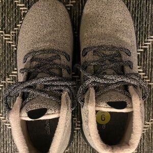 Allbirds Merino Wool runner mizzle Sneakers size W9